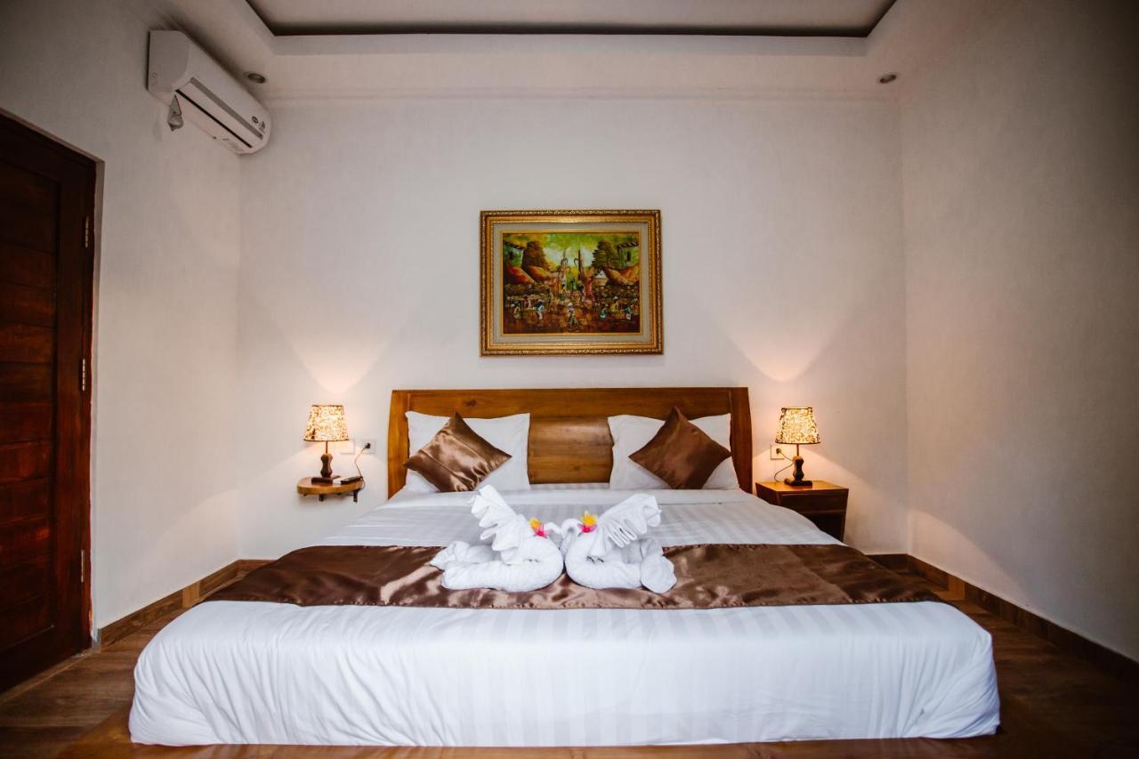 Oka Cottage Sakti Kültér fotó